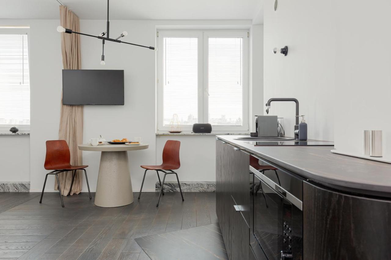 Marszalkowska 140 Apartments In The Center Of Warsaw By Noclegi Renters المظهر الخارجي الصورة