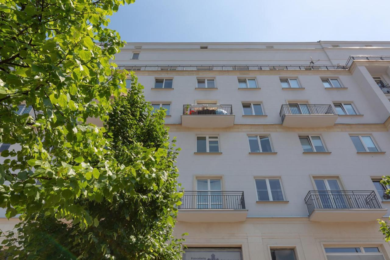Marszalkowska 140 Apartments In The Center Of Warsaw By Noclegi Renters المظهر الخارجي الصورة